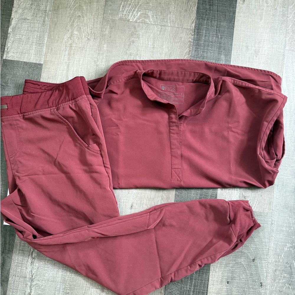 Figs Dark Cherry Scrub Set